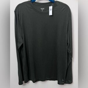 NWT Old Navy Hunter Green Men’s Long Sleeve Tee